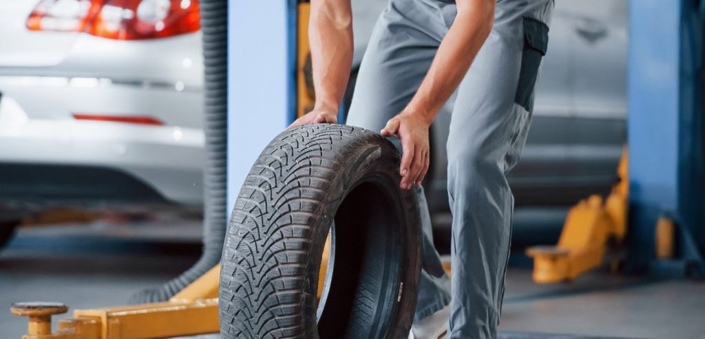 Технологии Bridgestone в шинах 195/65 R15: что нового в 2025 году Шины